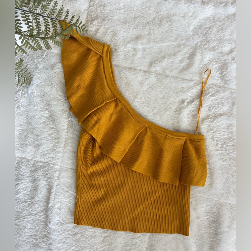 Express Single Shoulder Ruffle Top - Picture 2 of 6